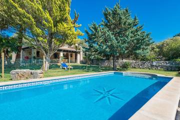 Villa in Pollença, Serra de Tramuntana für 7 