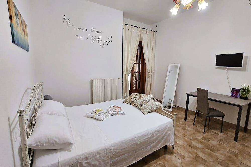 Serendila a few km from Gallipoli - great for families and groups, with garden in Neviano, Golf von Tarent