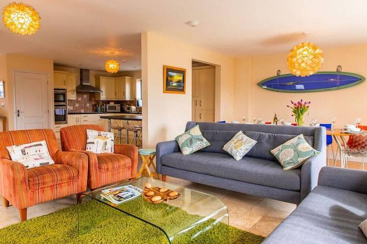 Holiday rental for 10 people, with terrace and garden in Widemouth Bay