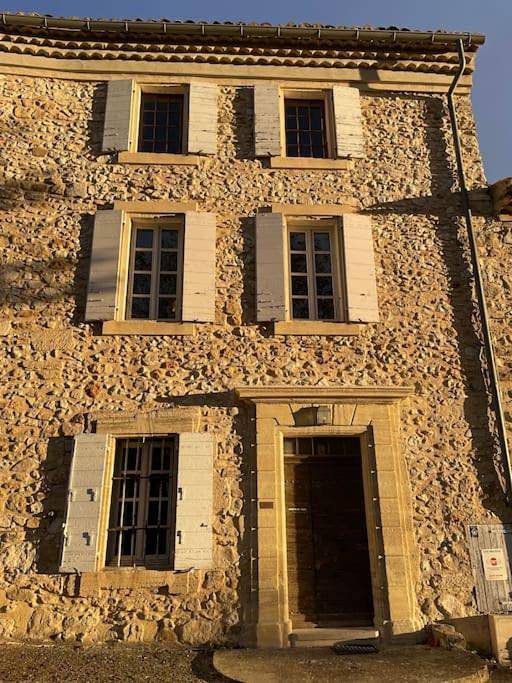 Three-Bedroom House in Le Barroux, Parc naturel régional du Mont-Ventoux