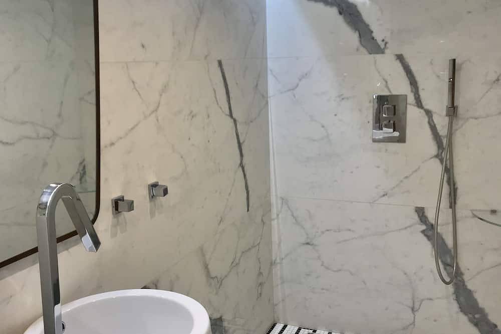 Entire apartment, Luxury Riviera Palace - 180 ° Sea & Monaco view in Beausoleil, Nice region