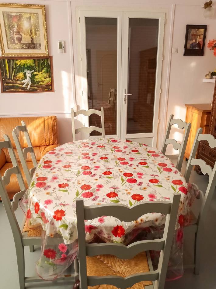 Maison de vacances pour 6 personnes, avec Balcon/Terrasse ainsi que Terrasse et Jardin dans Allier - 4