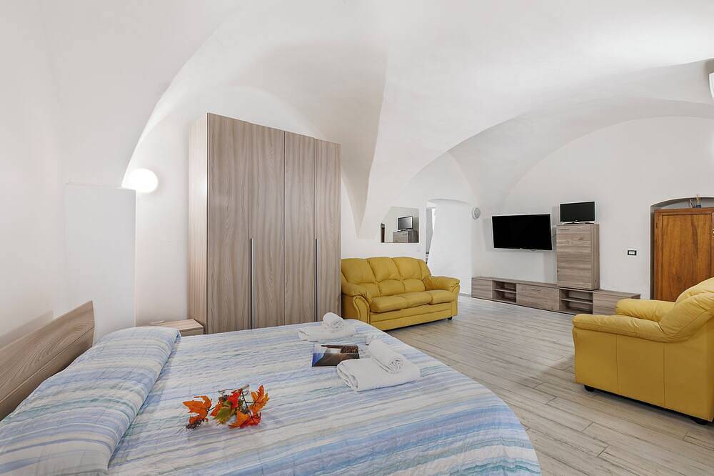 Appartamento intero, Solemare - Ceriale Center & Parking, Ceriale, Italy in Ceriale, Riviera di Ponente