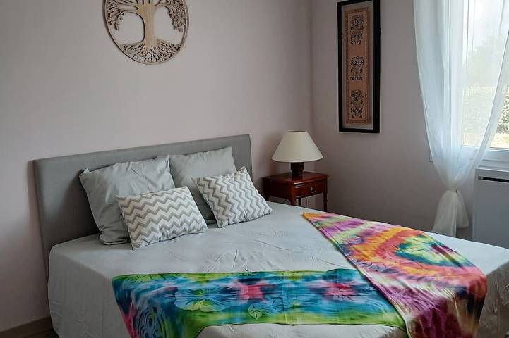 Location de vacances pour 10 personnes, avec jardin et terrasse à Brûlon - 3