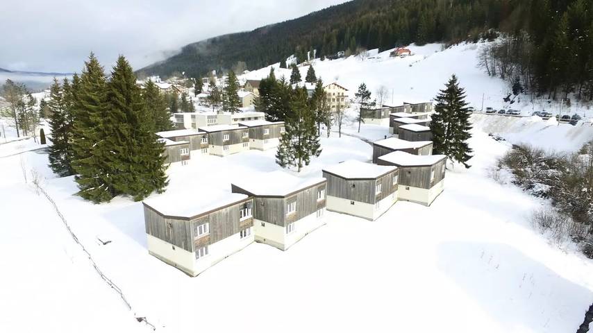 Appartement de vacances pour 6 personnes, avec piscine dans l' Ain - 2