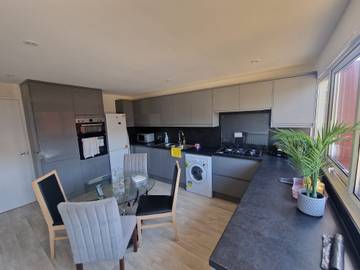 Holiday Rental for 6 People in Milton Keynes, South East England, Photo 4