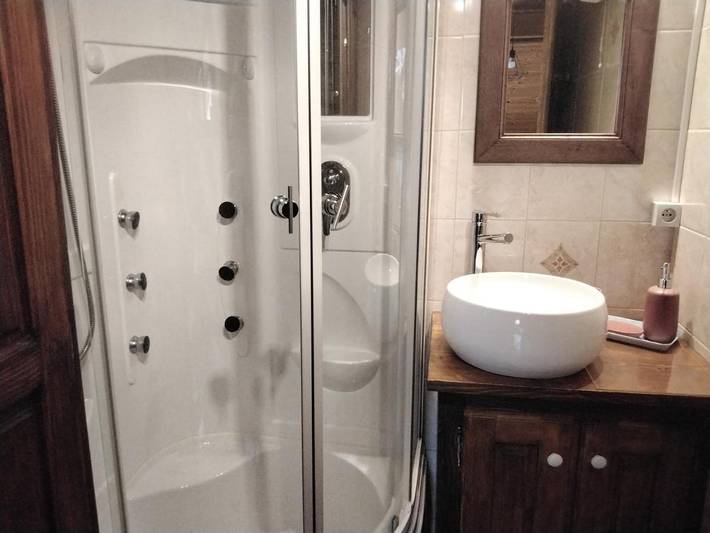 Gîte pour 2 personnes, avec terrasse et vue à Saint-Clément-sur-Durance