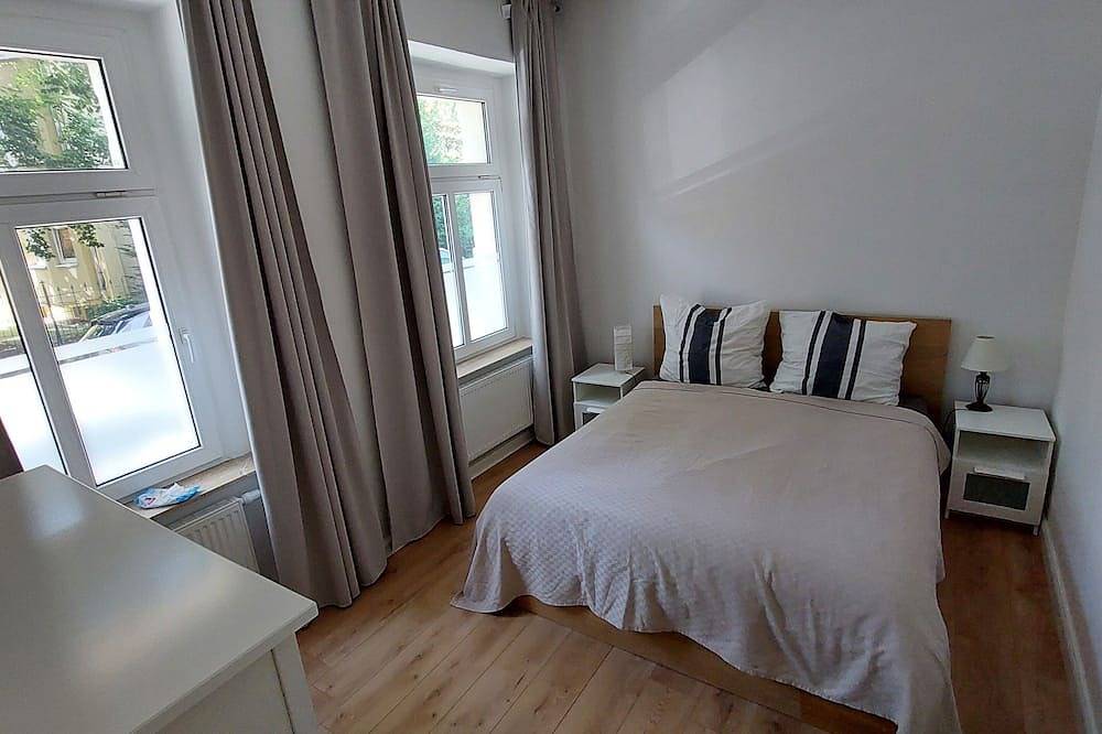 Ganze Wohnung, 3-Raumwohnung zentrumsnah direkt an der Bauhaus-Universität in Weimar, Weimarer Land