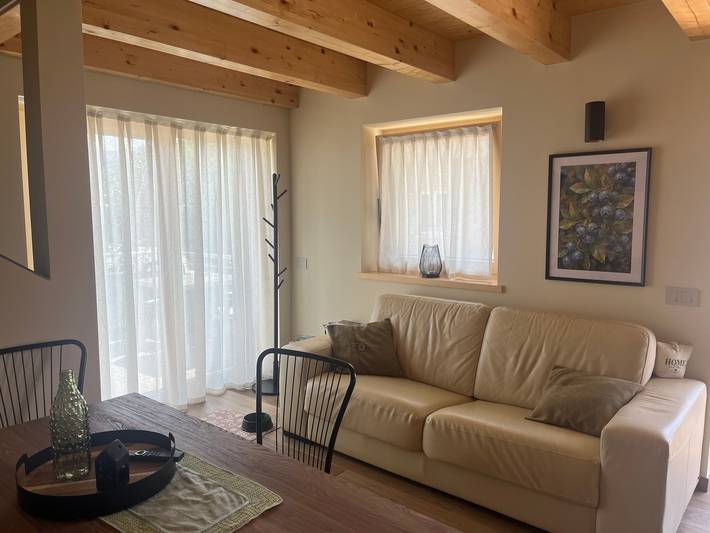Casa de férias 'Casa Mirtillo' com varanda, Wi-Fi e ar condicionado in Tassullo, Ville d'Anaunia