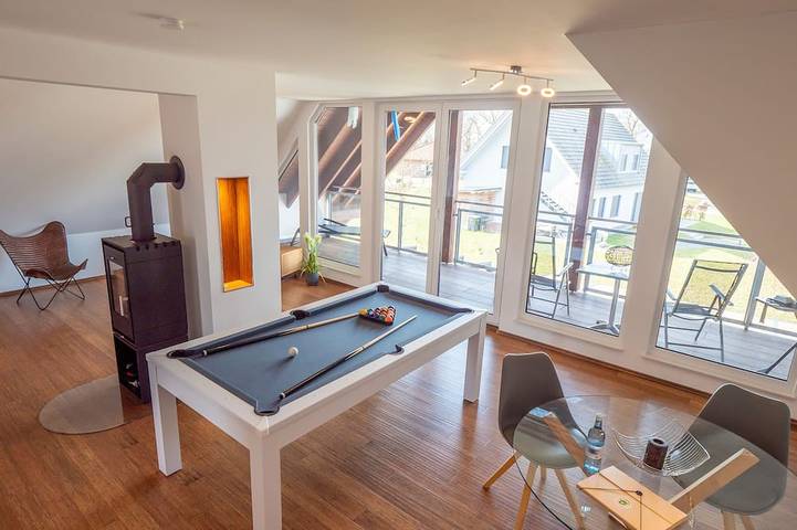Ferienwohnung für 4 Personen, mit Balkon und Garten in Lenz