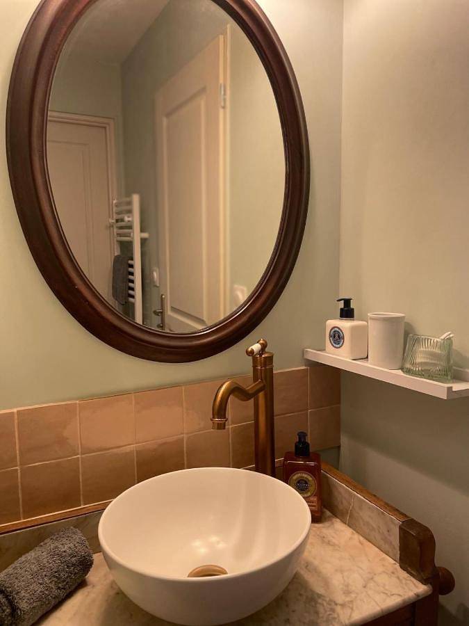 Location de vacances pour 5 personnes, avec vue ainsi que jardin et piscine, animaux acceptés à Meursault - 4