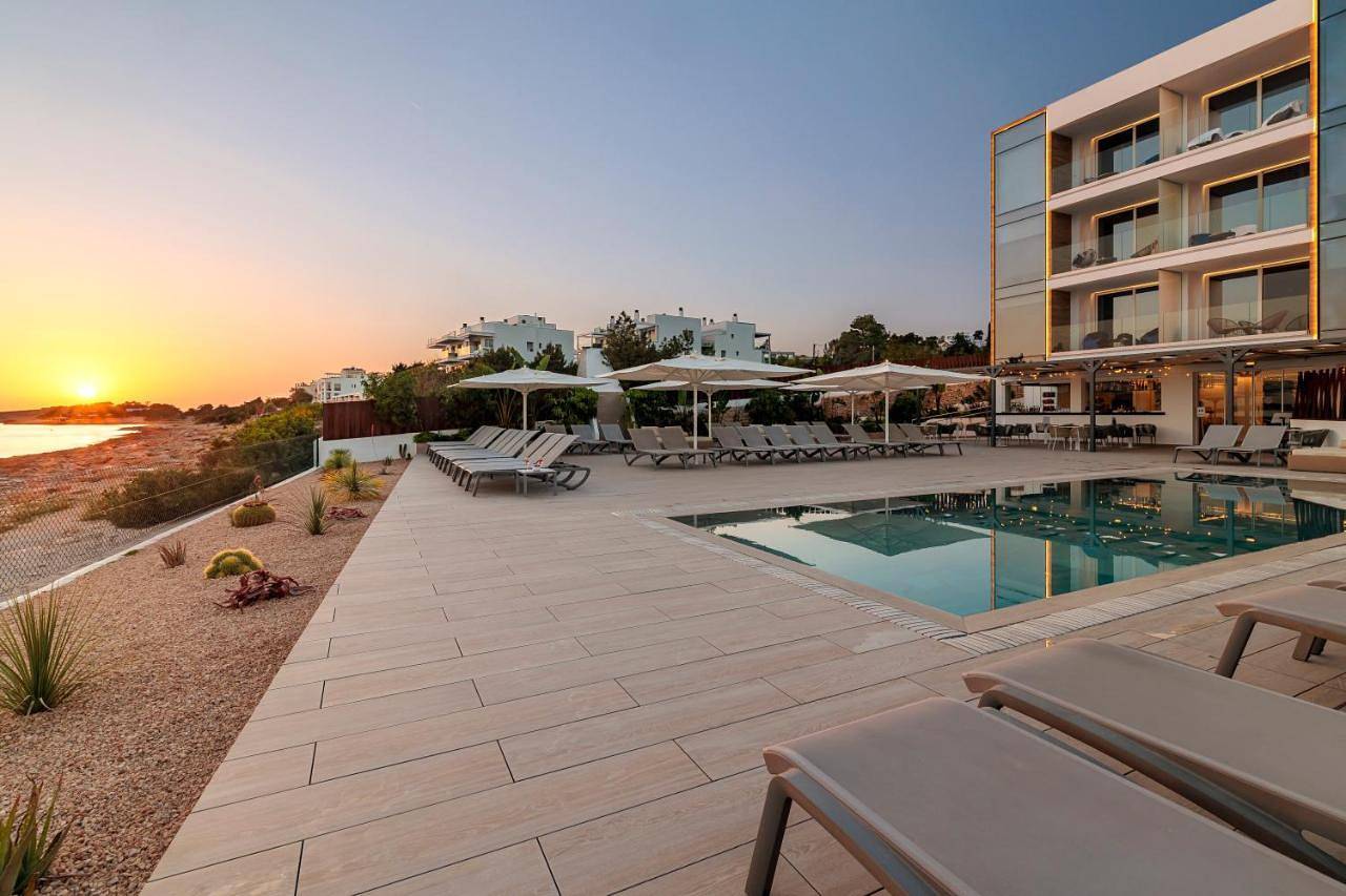 Sol Bahía Ibiza Suites in Sant Antoni de Portmany, Ibiza de l'Ouest