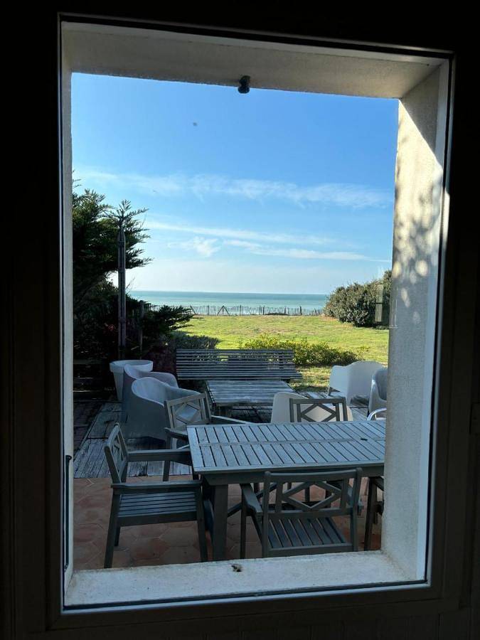Location de vacances pour 8 personnes, avec jardin et vue dans Plage des Grenettes - 4