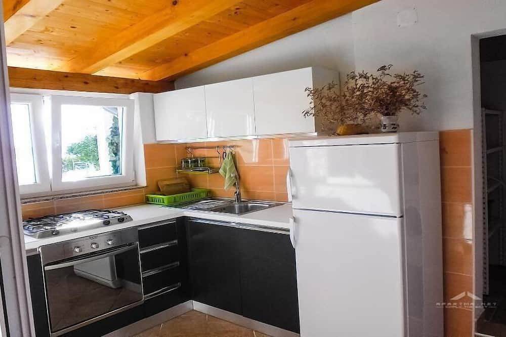 Holiday house Zubovici for 1 - 6 persons with 2 bedrooms - Row house in Zubovići, Pag