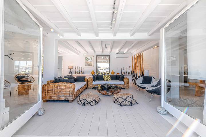 Villa pour 10 personnes, avec jacuzzi ainsi que terrasse et jardin dans Mykonos - 3