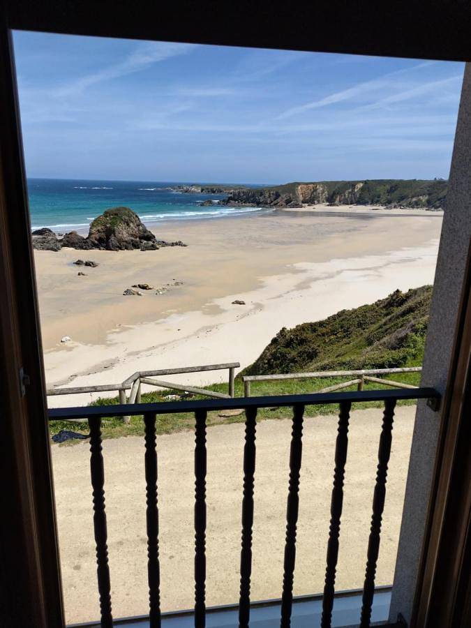 Casa de huéspuedes para 2 personas, con Balcón y Terraza además de Jardín y Vistas en Castropol