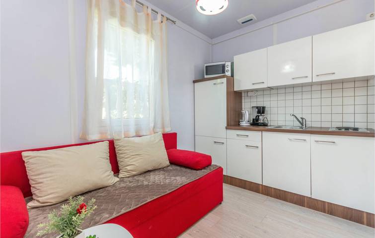 Ferienhaus für 3 Personen, mit Terrasse und Pool in Zadar - 4