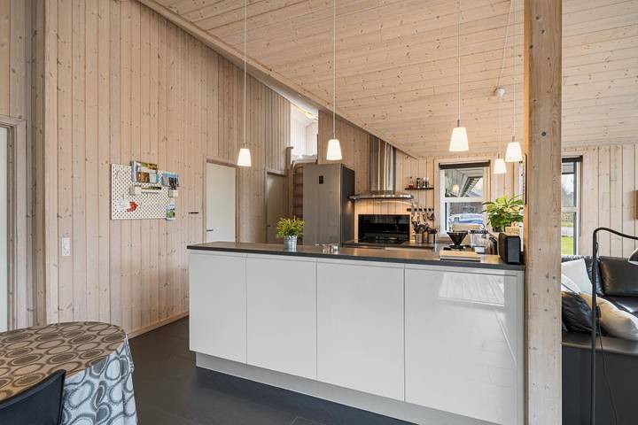 Tolles, geräumiges Ferienhaus mit Aktivitätsraum, Whirlpool und Sauna in Nørre Nebel, Varde