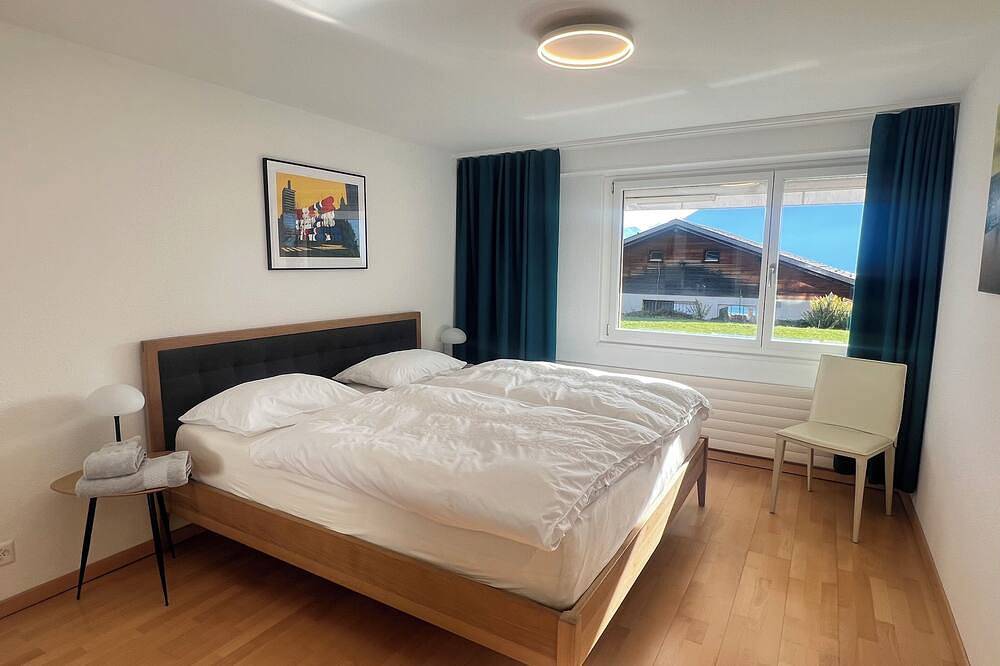 Geheel appartement, \"little lizard\" An apartment for two in Sigriswil, Meer van Thun