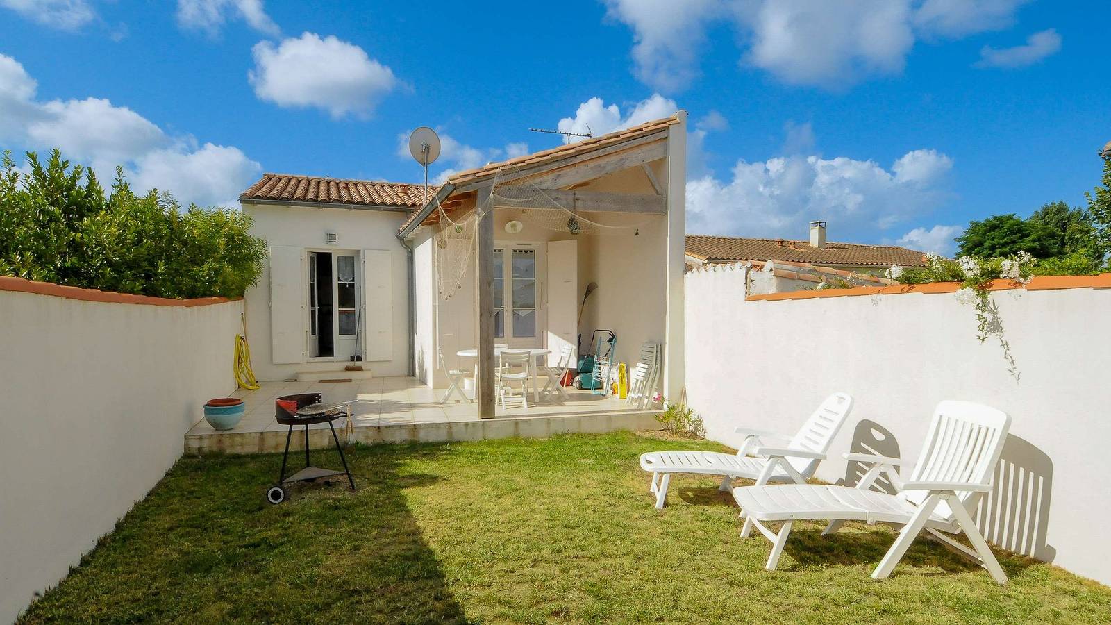 Ganze Ferienwohnung, Ferienwohnung für 4 Personen mit Garten in La Flotte, Ile de Re