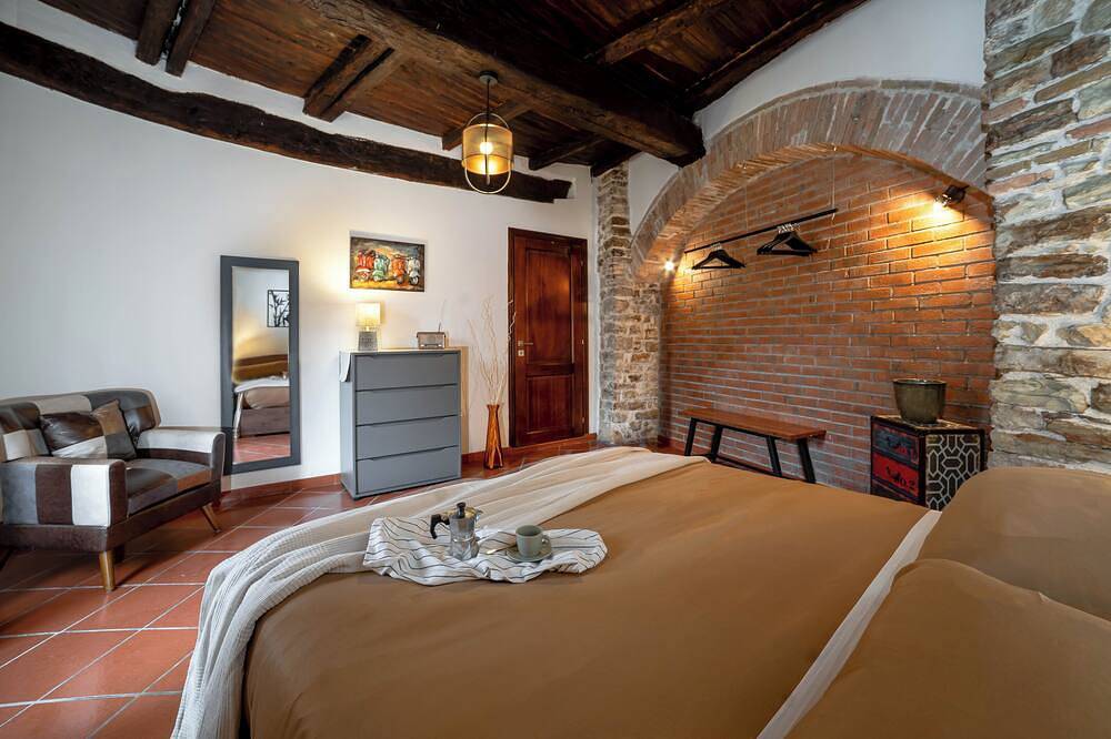 Entire apartment, Scappo in Umbria, Casetta della Signoria in Spoleto, Perugia Province