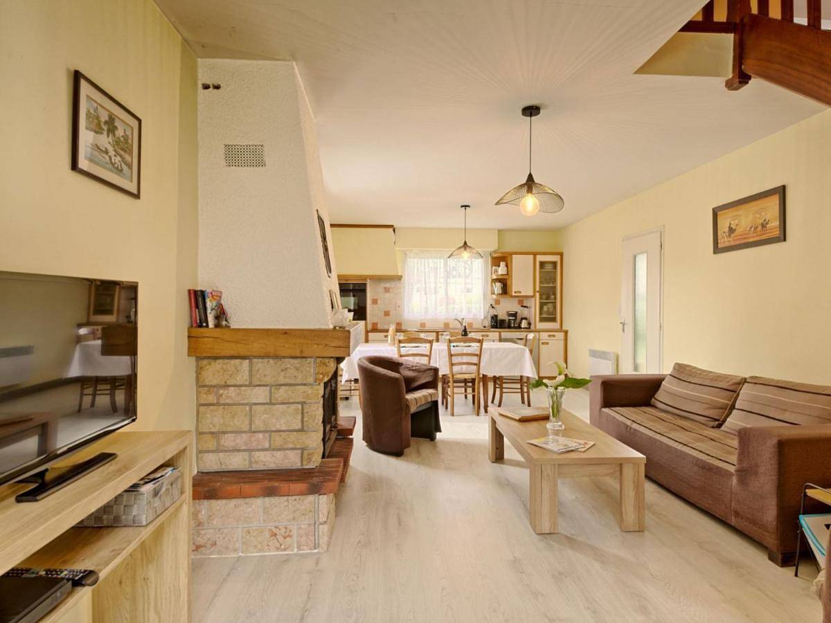 Holiday Home Le Clos Er Bert by Interhome in Sarzeau, Côte des Mégalithes