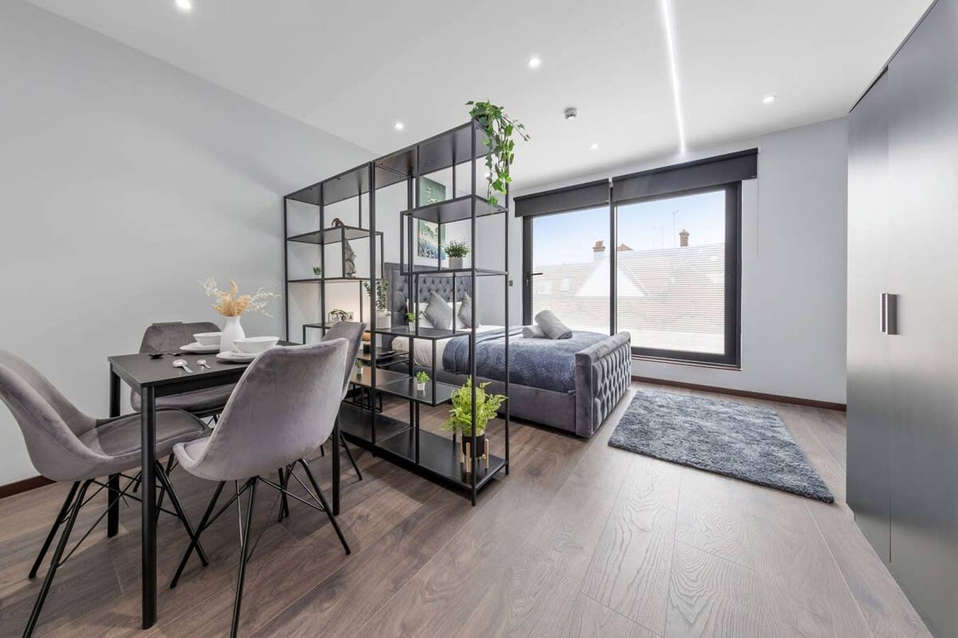 Entire apartment, Serviced Modern Luxury Flat near Central London in London, South East England