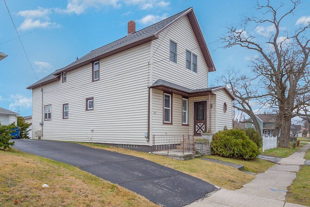 Haustierfreundliches Zuhause in der Nähe von allem! in Manistee, Manistee County