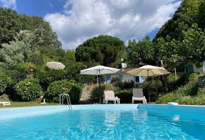 Maison de vacances pour 8 personnes, avec Terrasse et Jardin ainsi que Piscine et Vue