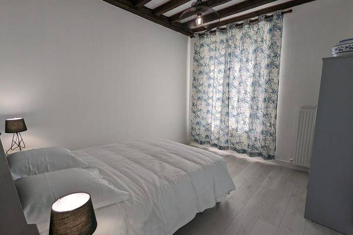 Gîte pour 4 personnes, avec jardin et piscine à Bellon - 2