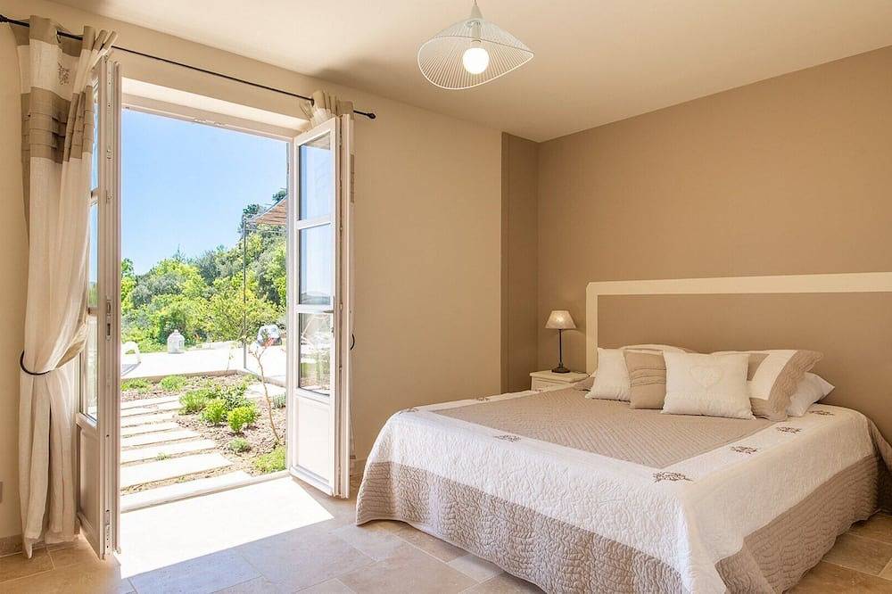 La Fontaine Basse - Dorfmiethaus für 8 Personen in Viens in Viens, Regionaler Naturpark Luberon