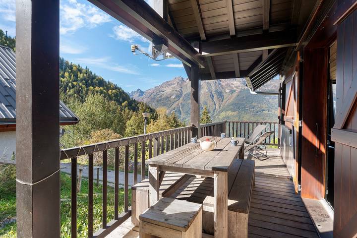 Chalet « Alpine Escape » : vue montagne, balcon et Wi-Fi in Oz, Parc national des Écrins