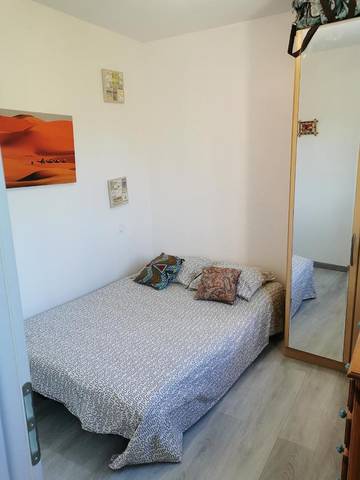 Maison d’hôte pour 2 personnes, avec vue et jardin ainsi que terrasse et piscine à Claret