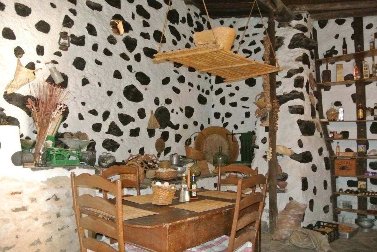 Twin Room in Betancuria, Fuerteventura