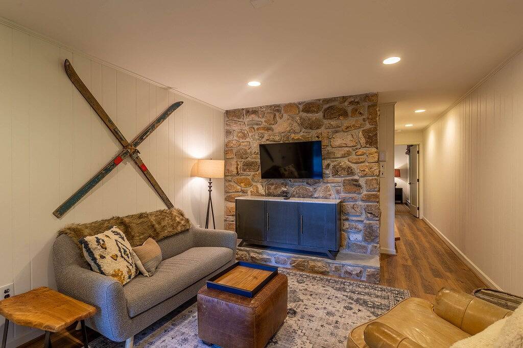 Spruce House - 3Br home atop Seven Devils with beautiful views of Grandfather Mountain! in Blue Ridge Parkway, Seven Devils