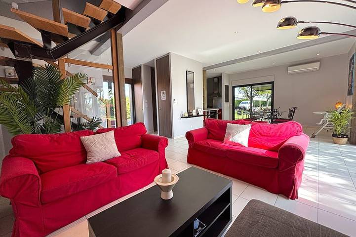 Gîte pour 14 personnes, avec terrasse et jardin à Saint-Vincent-de-Cosse - 4