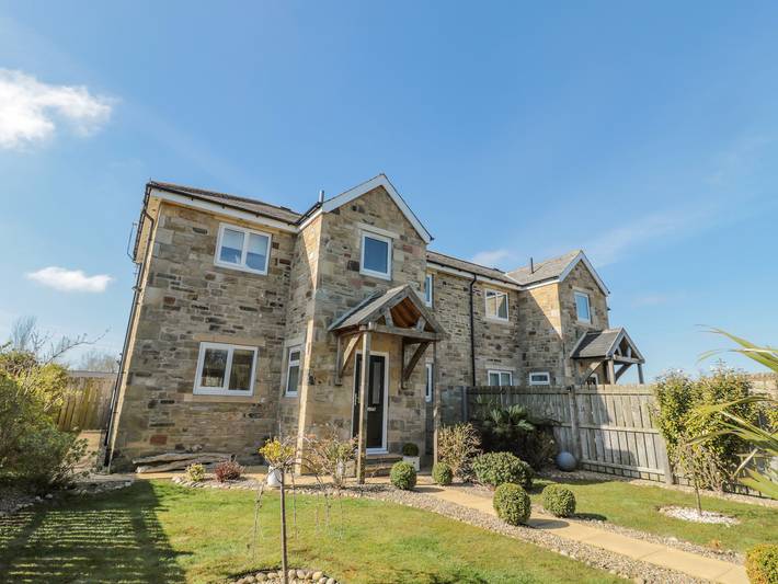 Cottage for 5 people, with garden, with pets in Northumberland