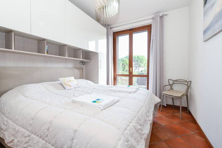 Ferienwohnung für 4 Personen, mit Balkon und Seeblick in Sirmione - 2
