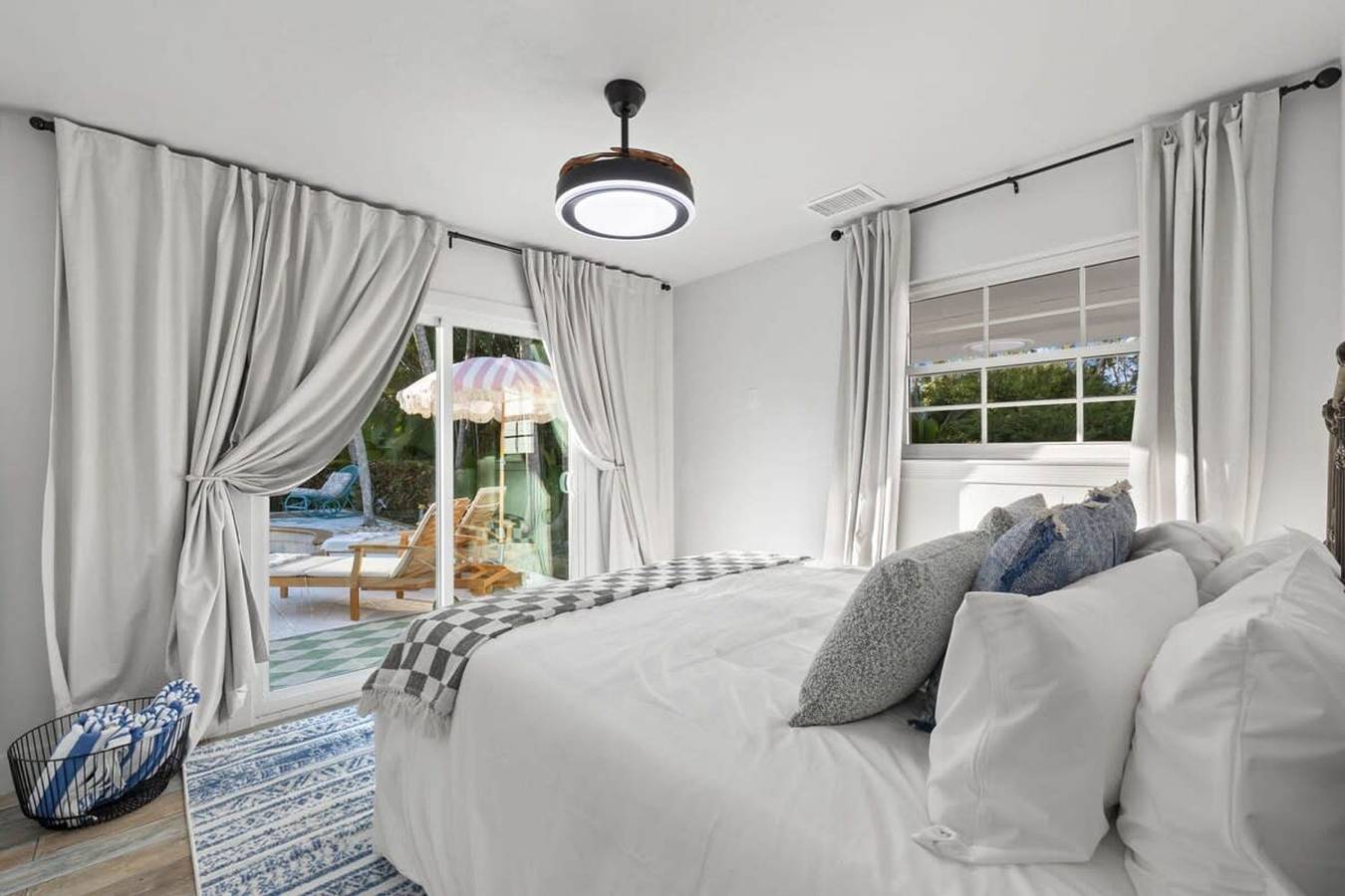 Ganze Wohnung, 2 bedroom 1 bath pool view Private suite  in Southwest Florida