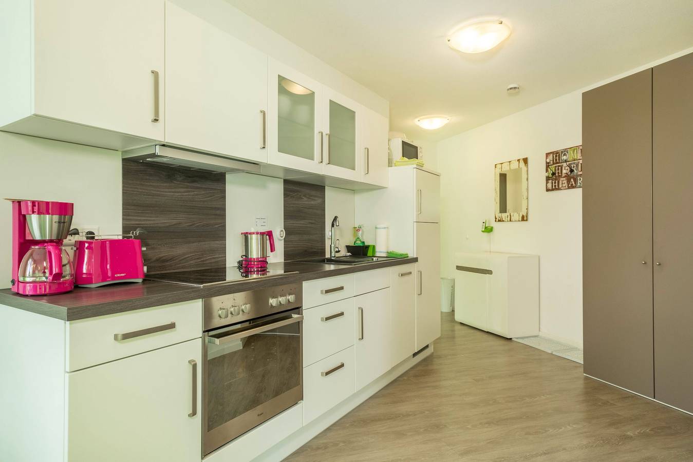 Vakantiewoning 'Orchidee' met groot terras en uitzicht op de bloementuin, foto 7