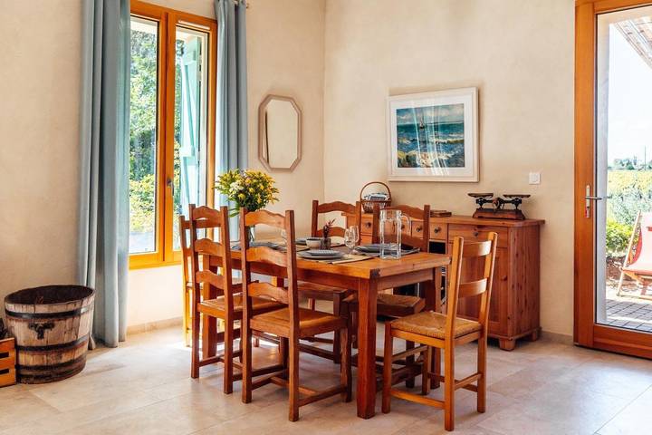 Gîte pour 5 personnes, avec Terrasse et Jardin