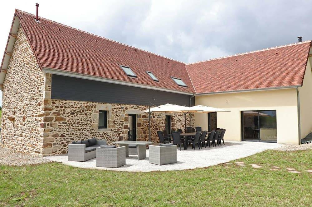 Grande maison familiale avec sauna et jardin in La Chapelle-d'Andaine, Parc naturel régional Normandie-Maine