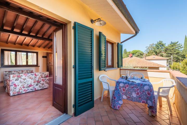 Holiday rental for 3 people, with Balcony and Garden in San Gimignano