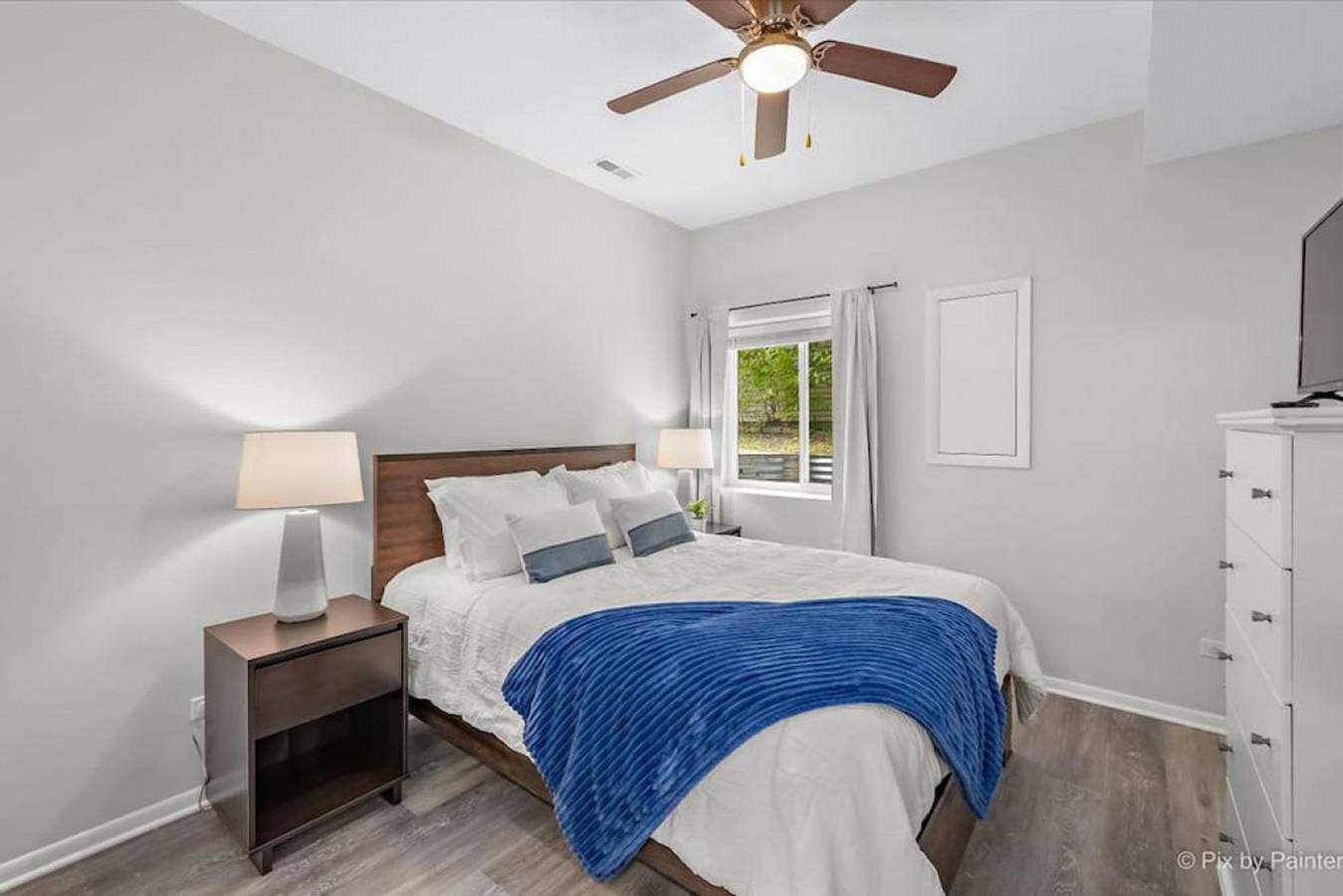 King bed | Crystal Lake | Mchenry | Cary | Cozy in Condado de McHenry