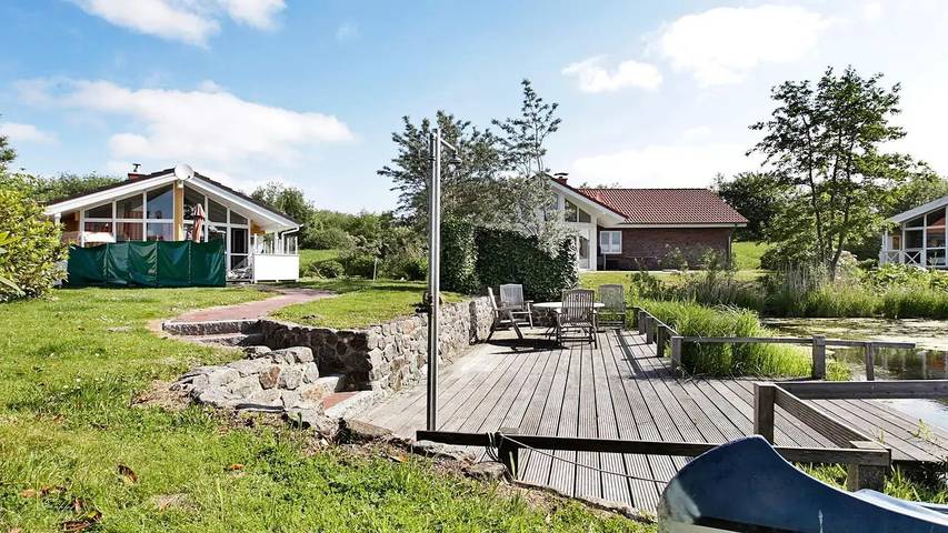 Ferienhaus mit Meerblick für 7 Personen, mit Sauna und Garten sowie Whirlpool, mit Haustier