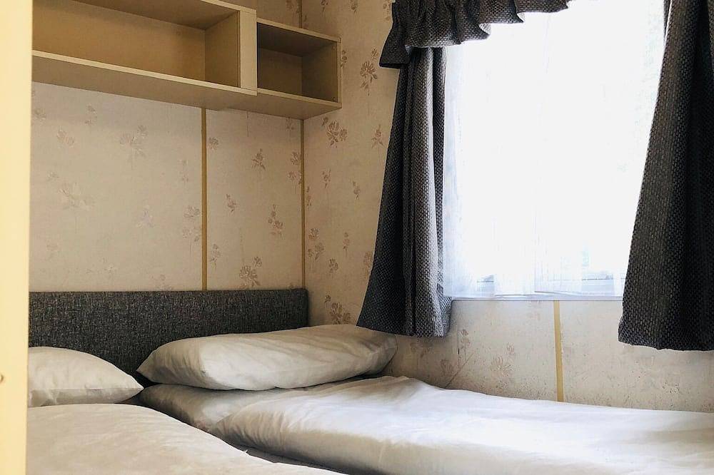 Two Bed Static Caravan.  Beautiful 10 min walk to Centre of Lynton in Exmoor