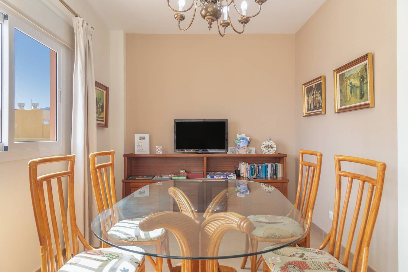 Ganze Wohnung, Ferienwohnung 'San Miguel' mit Meerblick, Wlan und Klimaanlage in La Costurera, Gáldar