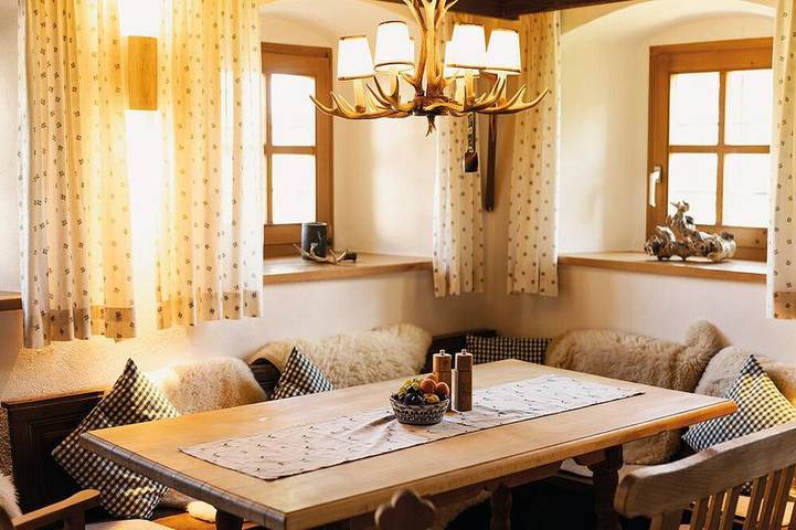 Ferienwohnung für 15 Personen, mit Whirlpool und Garten sowie Sauna in Wegscheid