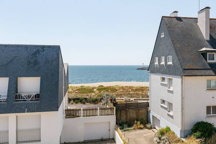 Entire studio, Bright Studio with Sea View, Steps from Beach and Center in La Turballe, Côte d'Amour