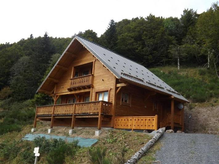 Location de vacances pour 8 personnes à Saint-Jacques-des-Blats